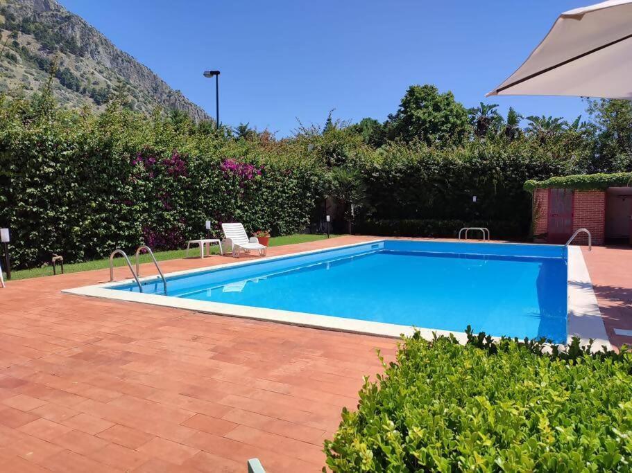 Da Nonna Cettina Appartamento In Villa Con Piscina 巴勒莫 外观 照片